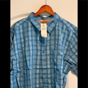 Quicksilver button down shirt short sleeve